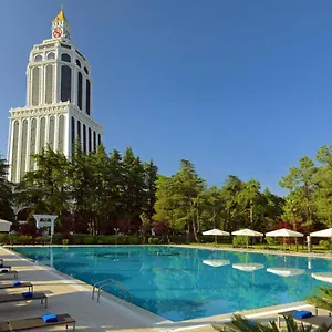 Hotel Sheraton, Batoemi
